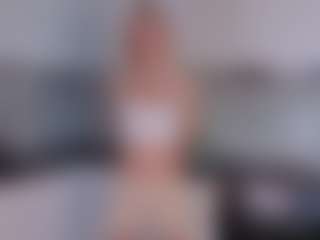 SylviaDaring's Live Sex Cam Show
