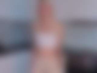 SylviaDaring's Live Sex Cam Show