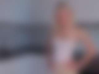 SylviaDaring's Live Sex Cam Show