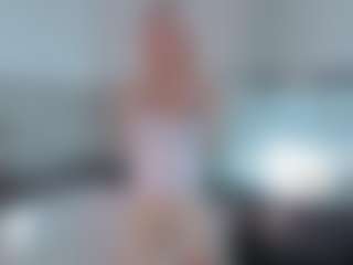 SylviaDaring's Live Sex Cam Show