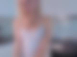 SylviaDaring's Live Sex Cam Show