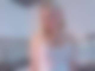 SylviaDaring's Live Sex Cam Show
