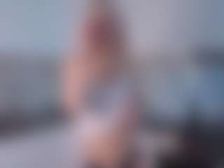 SylviaDaring's Live Sex Cam Show