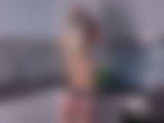 SylviaDaring's Live Sex Cam Show