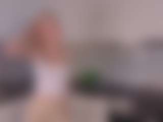 SylviaDaring's Live Sex Cam Show