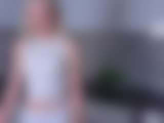 SylviaDaring's Live Sex Cam Show