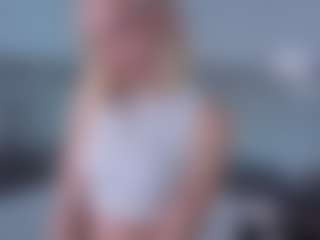 SylviaDaring's Live Sex Cam Show