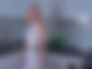SylviaDaring's Live Sex Cam Show