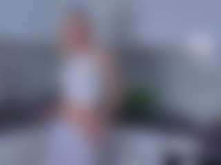 SylviaDaring's Live Sex Cam Show