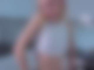 SylviaDaring's Live Sex Cam Show