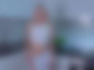 SylviaDaring's Live Sex Cam Show