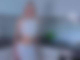 SylviaDaring's Live Sex Cam Show
