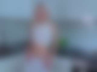 SylviaDaring's Live Sex Cam Show