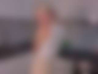 SylviaDaring's Live Sex Cam Show