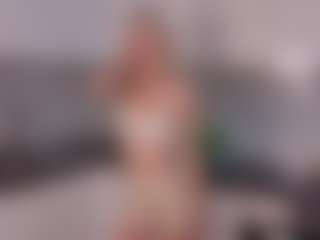 SylviaDaring's Live Sex Cam Show