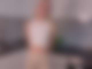 SylviaDaring's Live Sex Cam Show