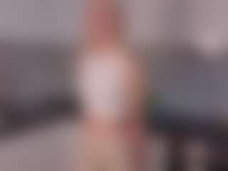 SylviaDaring's Live Sex Cam Show