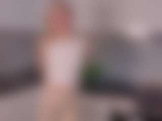 SylviaDaring's Live Sex Cam Show