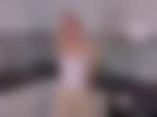SylviaDaring's Live Sex Cam Show
