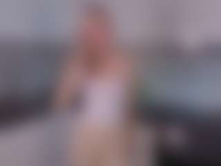 SylviaDaring's Live Sex Cam Show