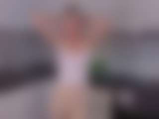 SylviaDaring's Live Sex Cam Show