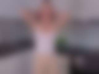 Live cam show with SylviaDaring - Tease on SinfulBabes