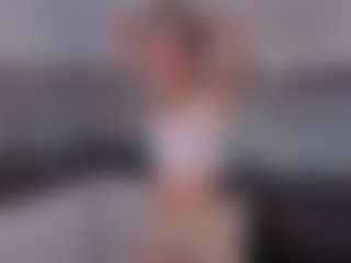 SylviaDaring's Live Sex Cam Show