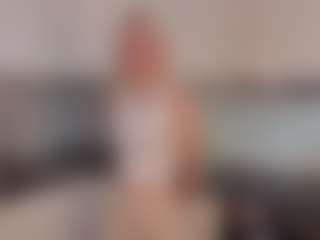 SylviaDaring's Live Sex Cam Show