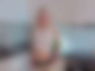 SylviaDaring's Live Sex Cam Show
