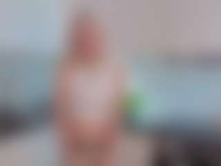 SylviaDaring's Live Sex Cam Show