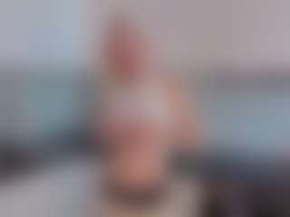 SylviaDaring's Live Sex Cam Show