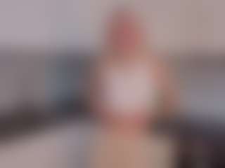 SylviaDaring's Live Sex Cam Show