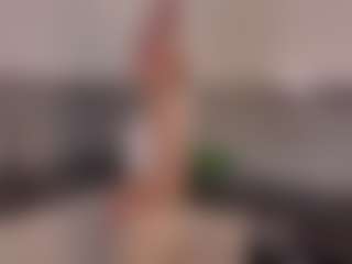 SylviaDaring's Live Sex Cam Show
