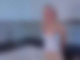 SylviaDaring's Live Sex Cam Show