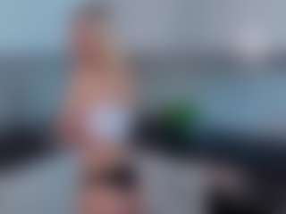 SylviaDaring's Live Sex Cam Show