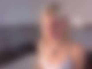 SylviaDaring's Live Sex Cam Show