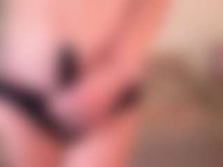 SylviaDaring's Live Sex Cam Show