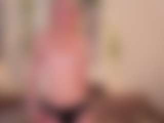 SylviaDaring's Live Sex Cam Show