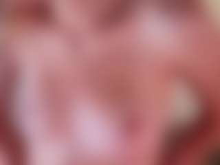 SylviaDaring's Live Sex Cam Show