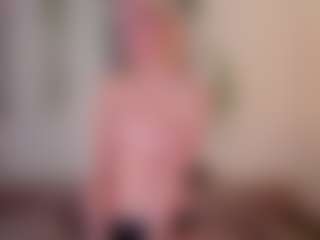SylviaDaring's Live Sex Cam Show