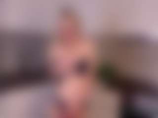 SylviaDaring's Live Sex Cam Show