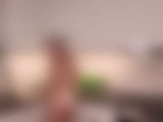 SylviaDaring's Live Sex Cam Show