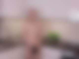 SylviaDaring's Live Sex Cam Show