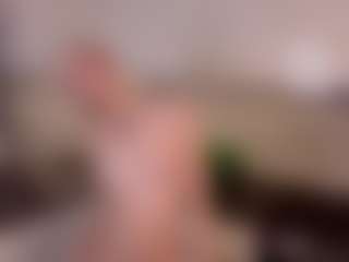 Live cam show with SylviaDaring - Facial Piercings on Camsoda