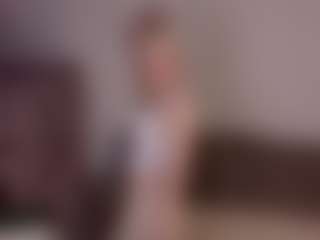 SylviaDaring's Live Sex Cam Show