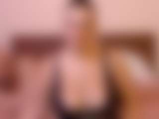 Live cam show with VeraNoireVip - Orgasm on Dare Cams