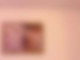 Live cam show with VeraNoireVip - Anal MILF on StripNow