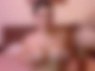 Live cam show with VeraNoireVip - Facial on Camsoda