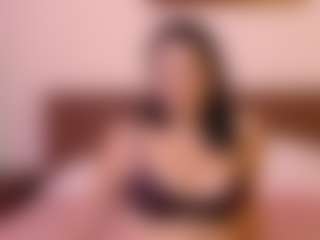 Live cam show with VeraNoireVip - Big Tits MILF on Soda Cam