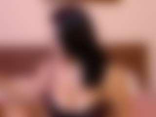 Spettacolo in cam dal vivo con VeraNoireVip - Brown Eyes su Camsoda